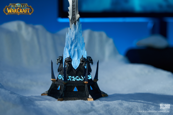 HEX Collectibles World of Warcraft® 20th Anniversary Frostmourne Collector's Edition Replica | 6974281170315