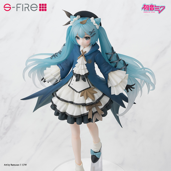 MIKU AUTUMN OUTING FIGURE | 4582733437866