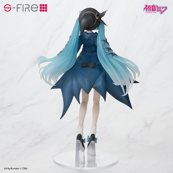 MIKU AUTUMN OUTING FIGURE | 4582733437866