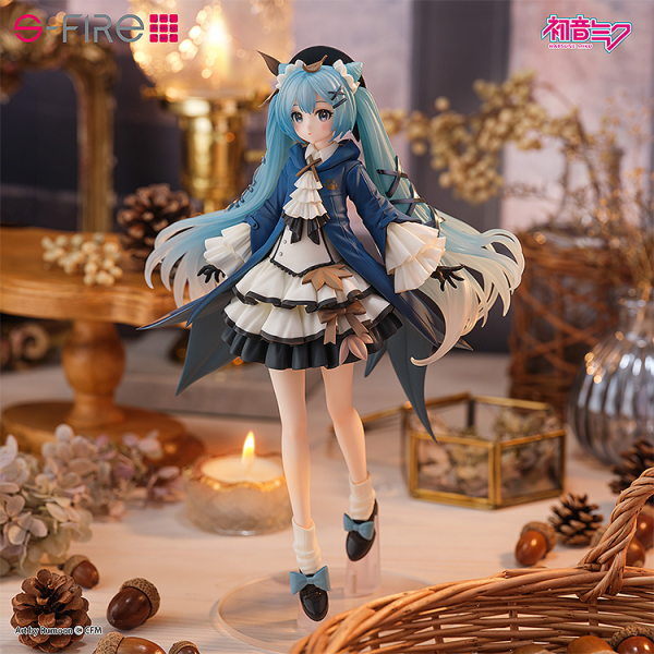 MIKU AUTUMN OUTING FIGURE | 4582733437866