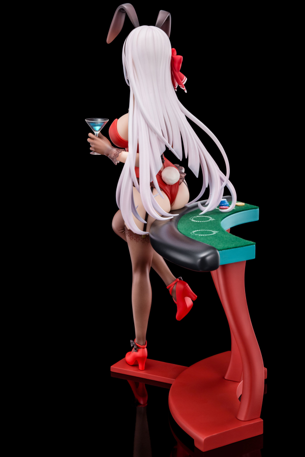 Hakoiri-musume Riselia Ray Crystalia wearing crimson bunny costume with Nip Slip Gimmick System | 4570000500160