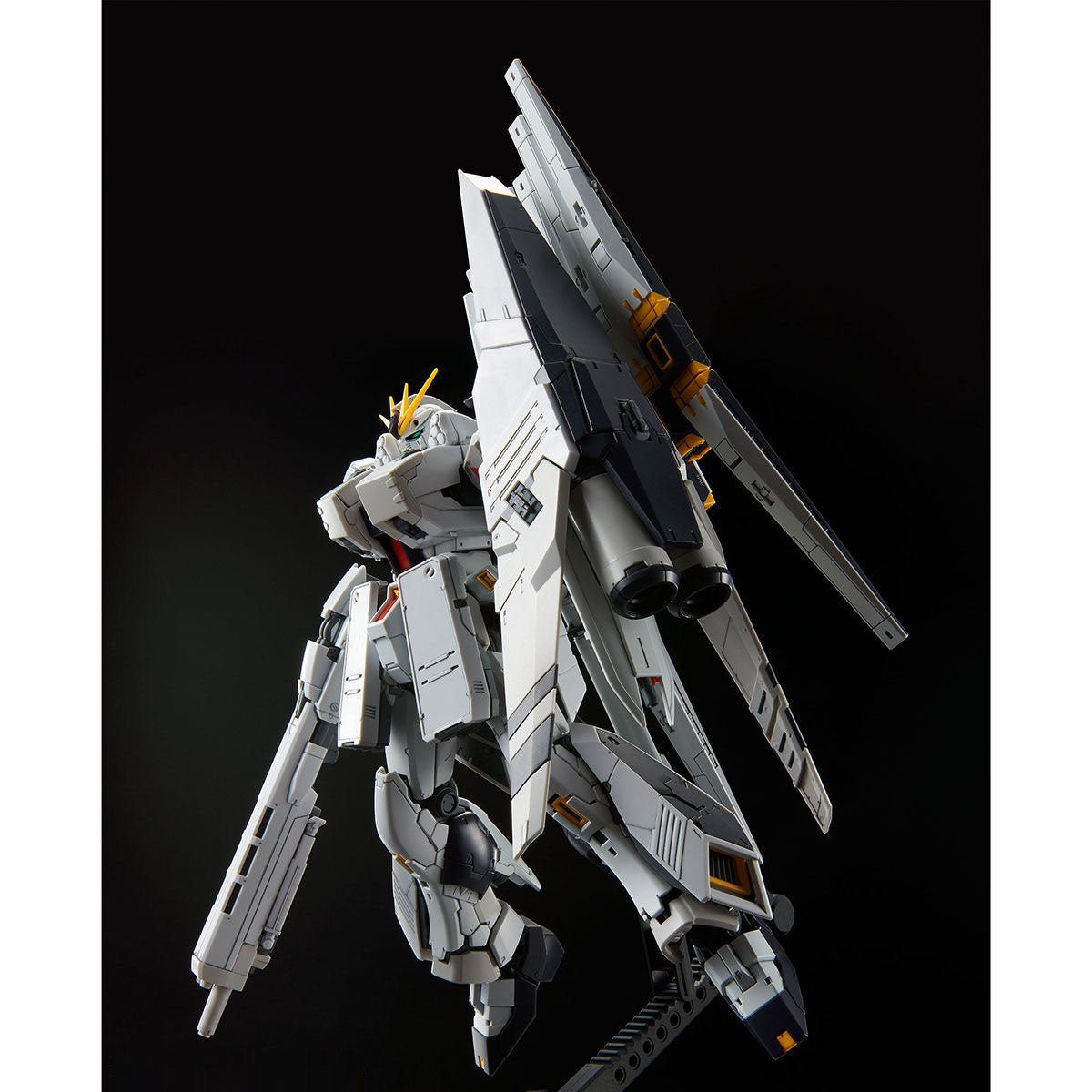 P-Bandai RG 1/144 Nu Gundam HWS