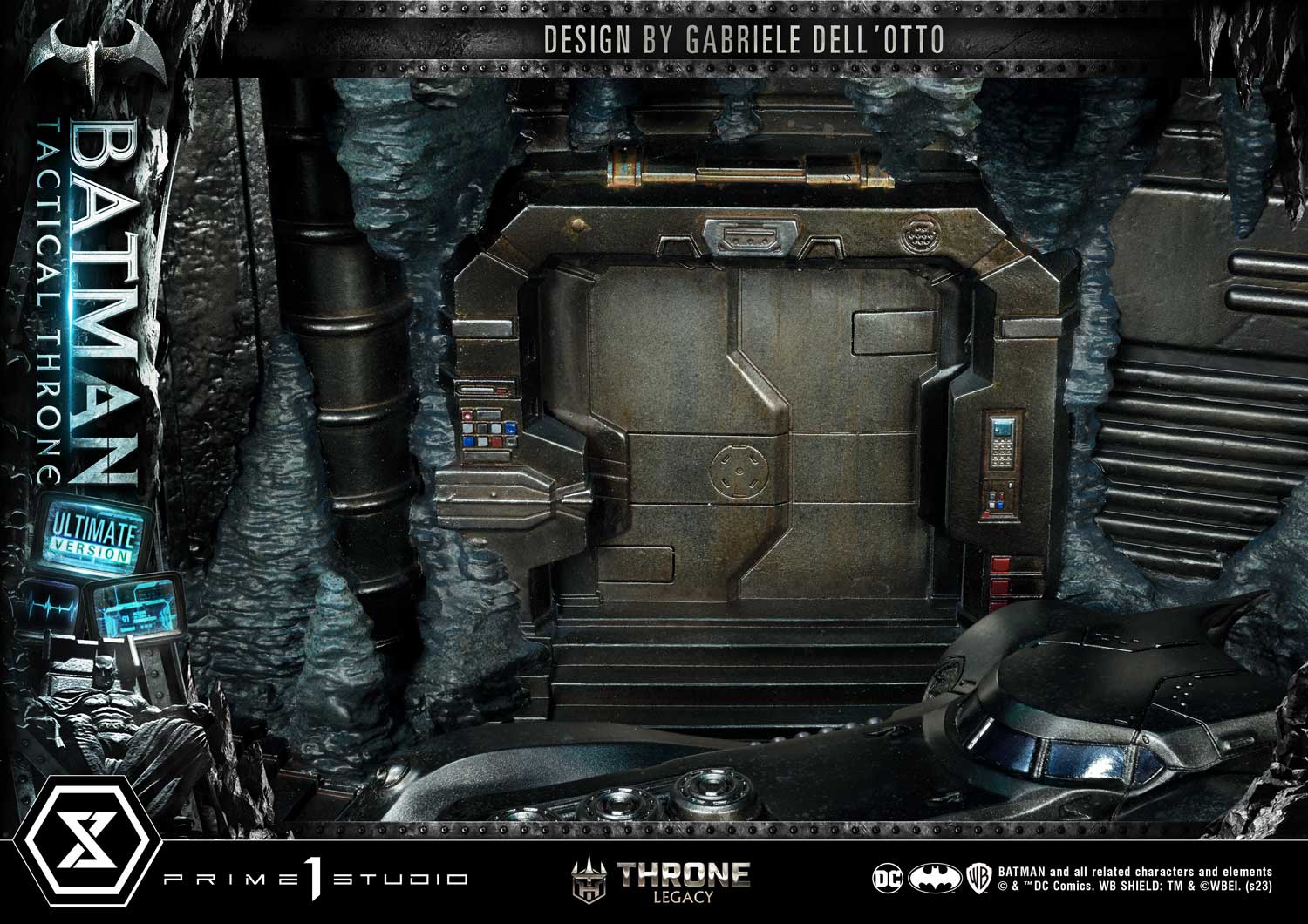 Throne Legacy Batman (Comics) Batman Tactical Throne "Design by Gabriele Dell'Otto" Ultimate Bonus Version