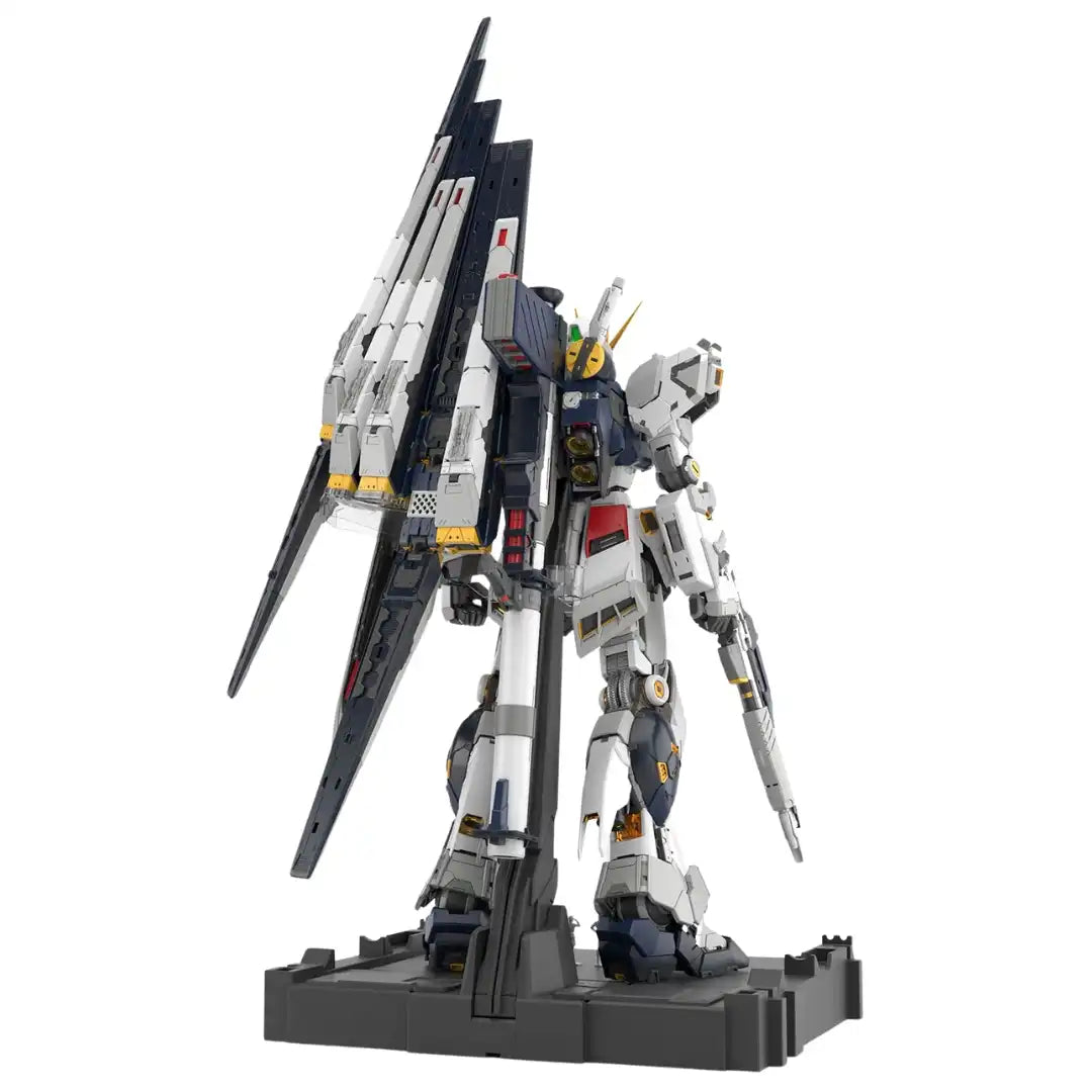 PG UNLEASHED 1/60 RX-93 Nu Gundam | 4573102691910