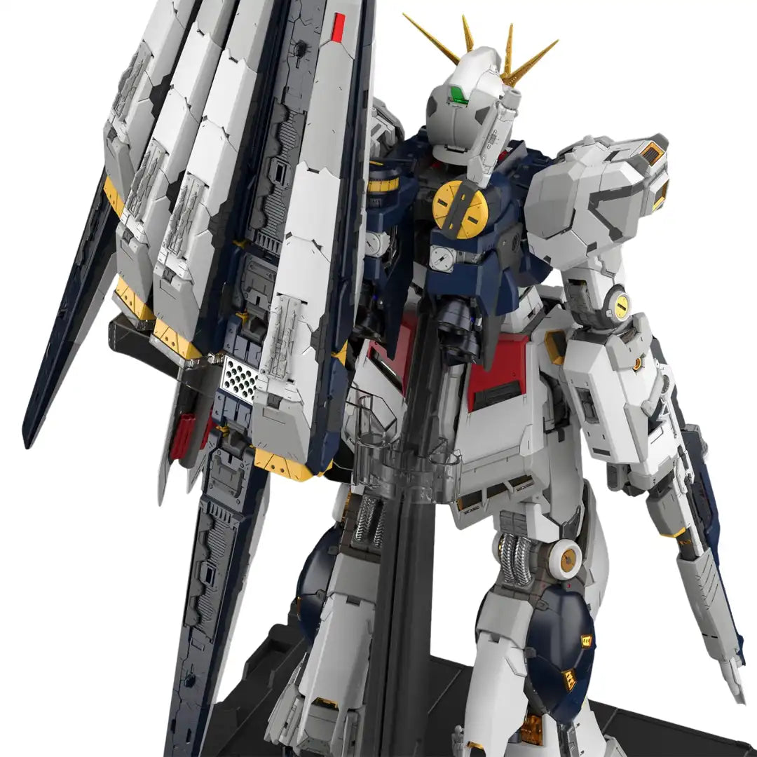 PG UNLEASHED 1/60 RX-93 Nu Gundam | 4573102691910
