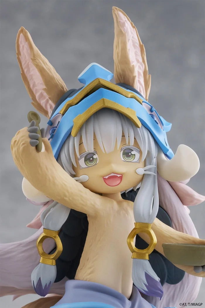 Made in Abyss: The Golden City of the Scorching Sun Desktop Cute Figure - Nanachi (Mealtime ver.)