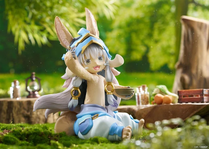 Made in Abyss: The Golden City of the Scorching Sun Desktop Cute Figure - Nanachi (Mealtime ver.)