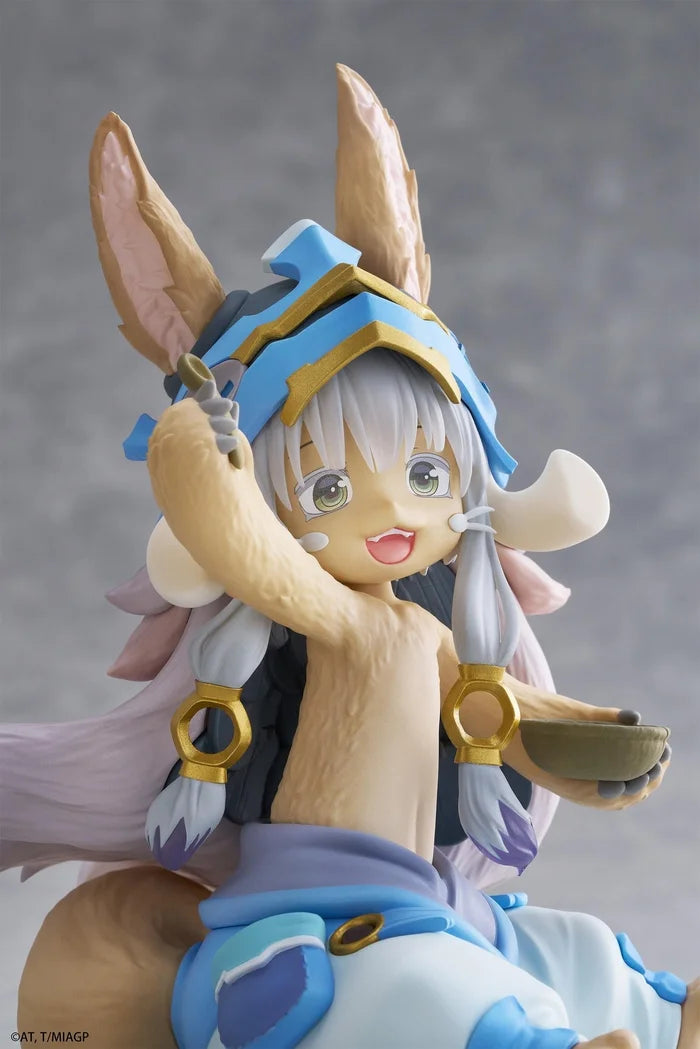 Made in Abyss: The Golden City of the Scorching Sun Desktop Cute Figure - Nanachi (Mealtime ver.)