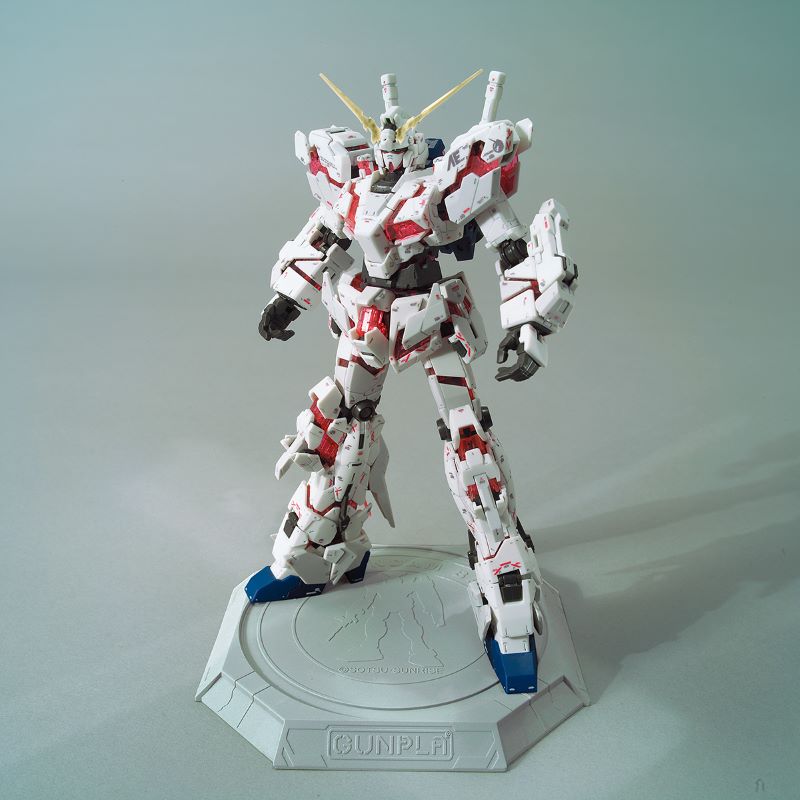 P-Bandai RG 1/144 The Gundam Base Limited RX-0 Unicorn Gundam Ver.TWC