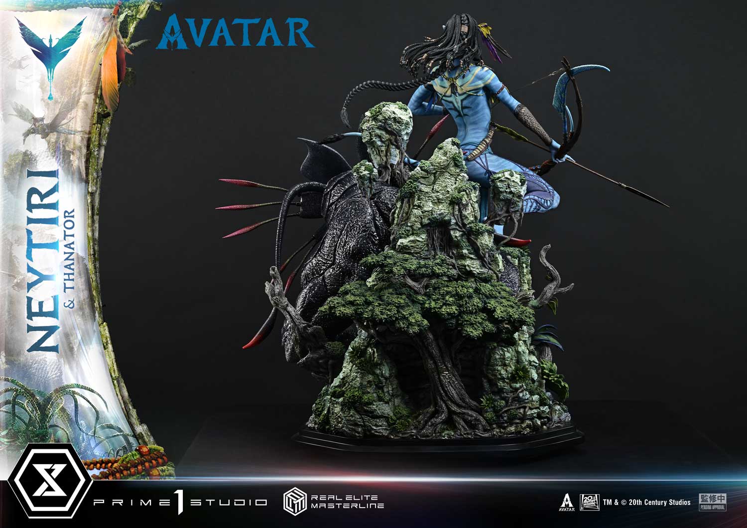 Real Elite Masterline Avatar (Film) Neytiri & Thanator Avatar Legacy Collection