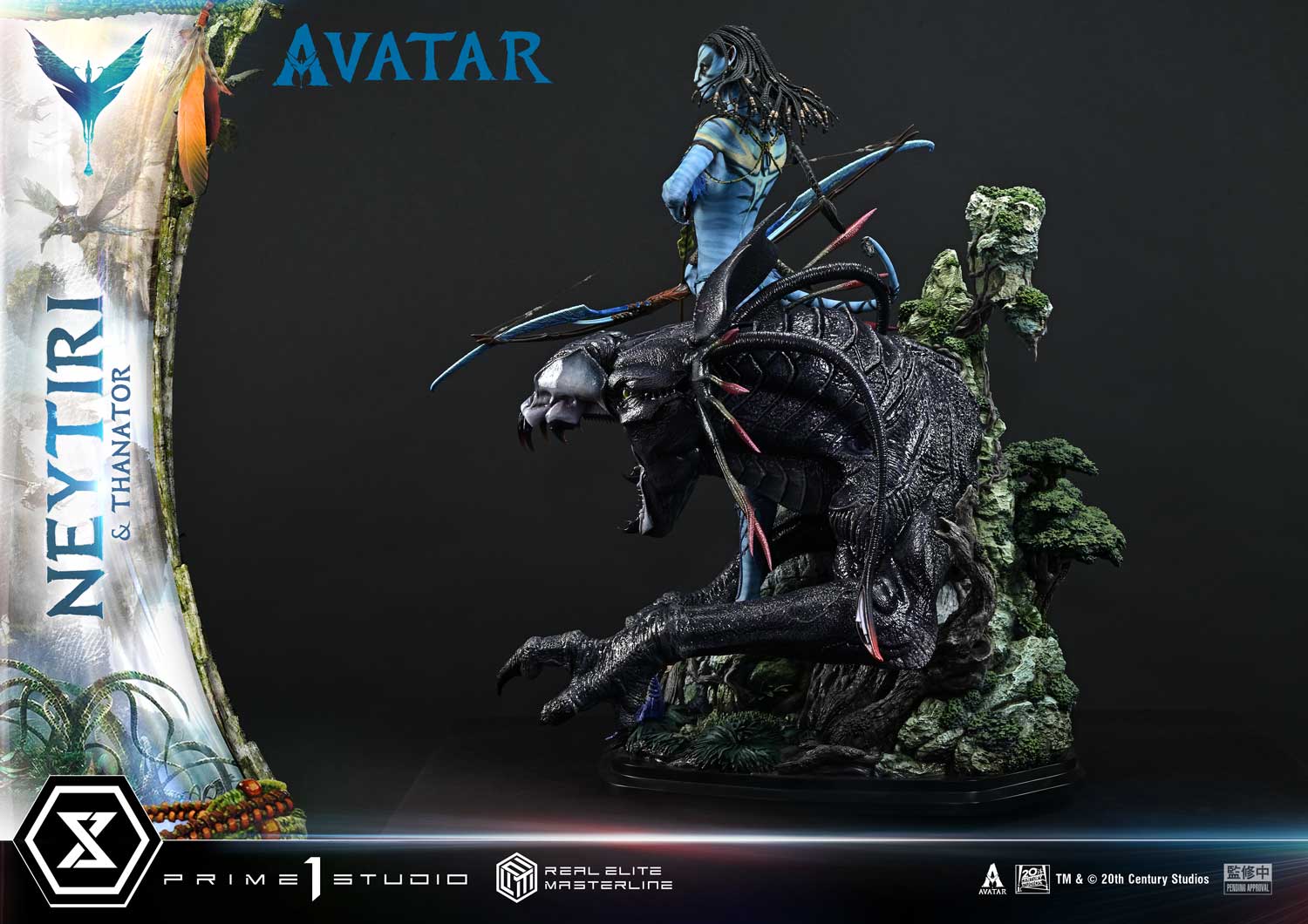 Real Elite Masterline Avatar (Film) Neytiri & Thanator Avatar Legacy Collection