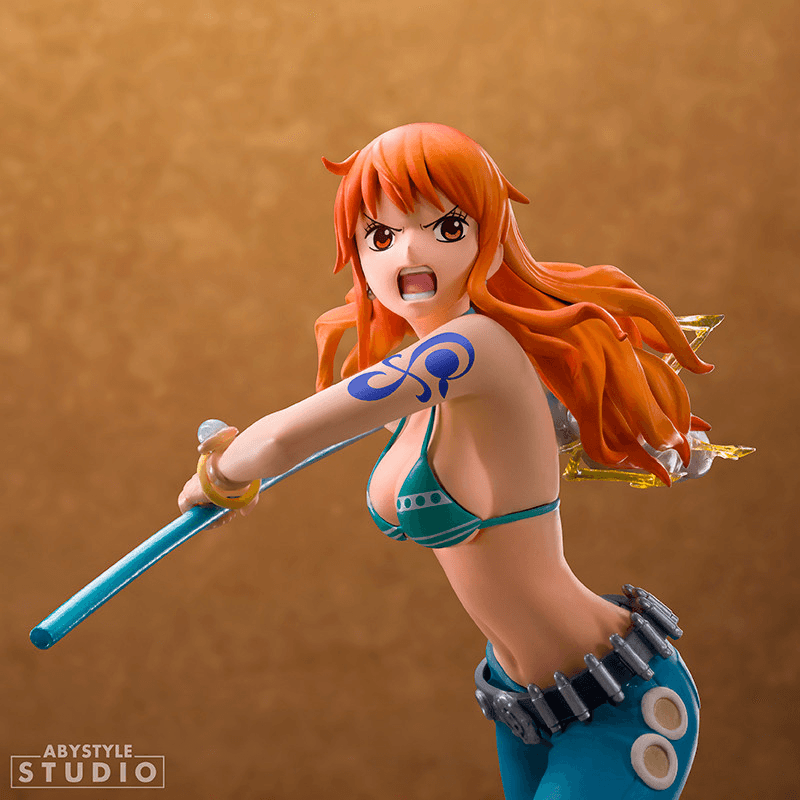 ONE PIECE - Nami SFC Figure