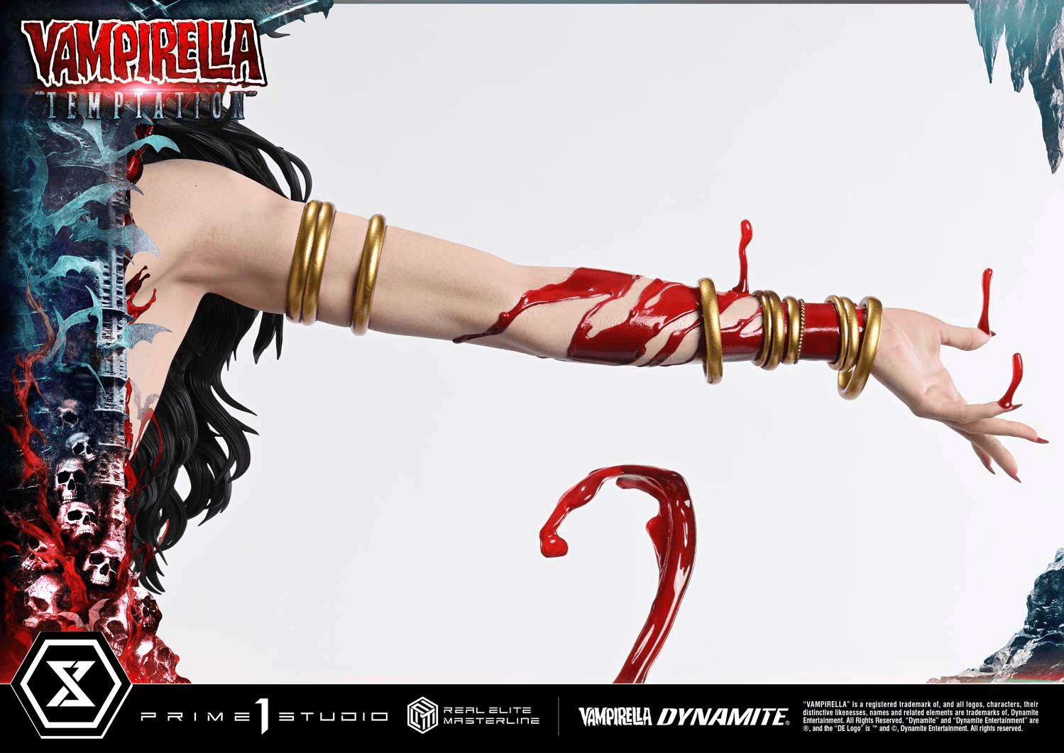 Real Elite Masterline Vampirella Vampirella "Temptation" Bonus Version