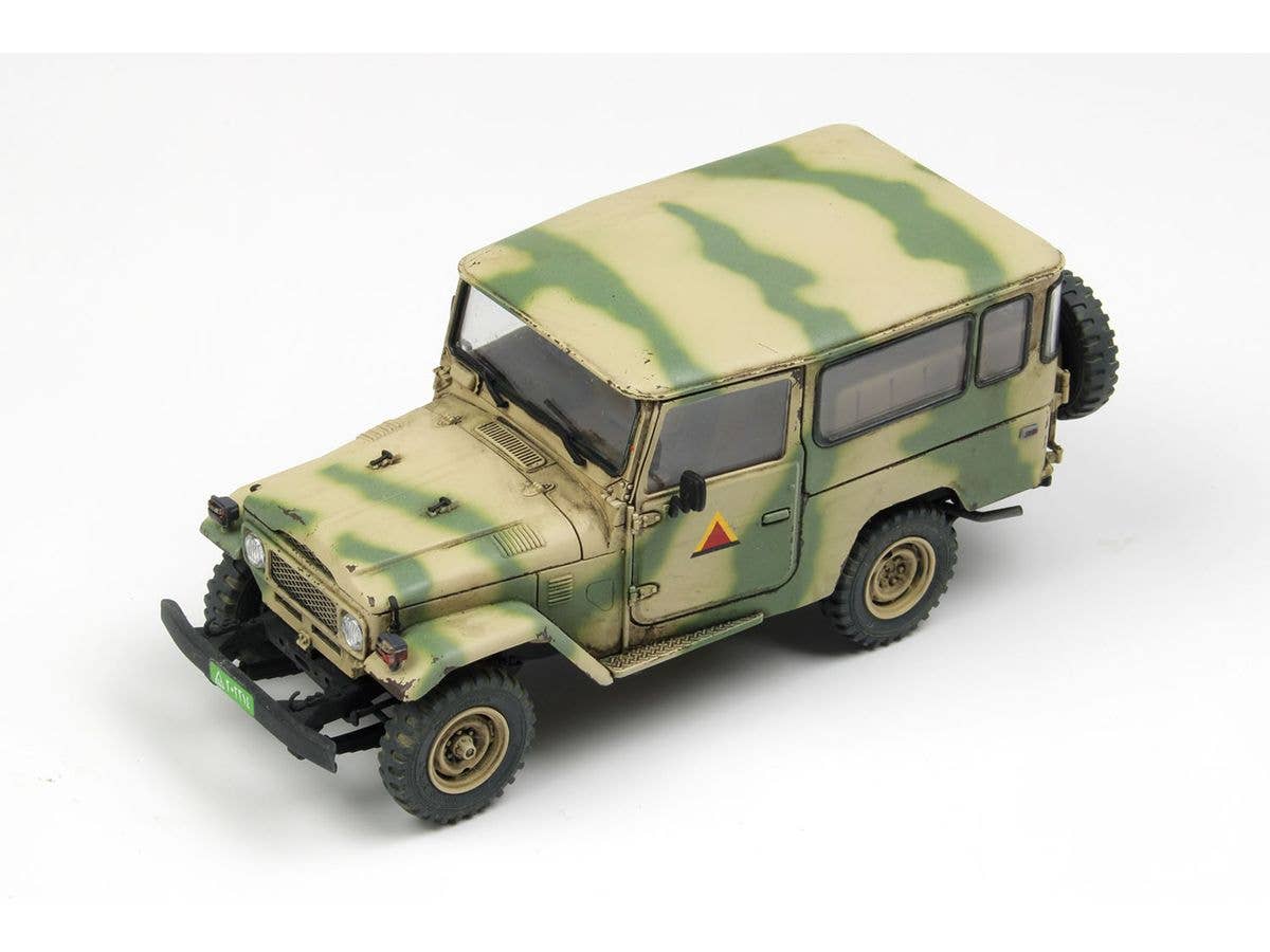 AK Interactive 1/35 FJ43 SUV with Hard Top Plastic Model Kit | 8435568314108