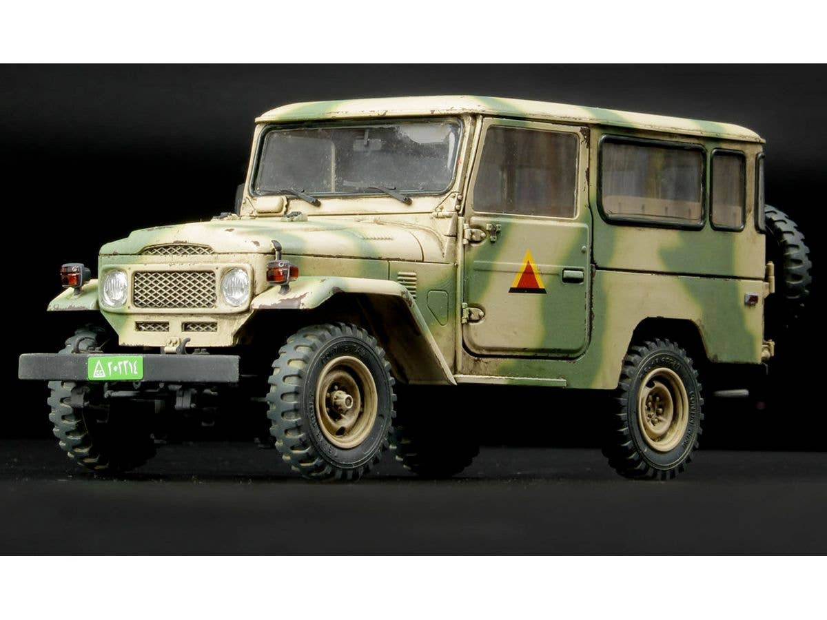 AK Interactive 1/35 FJ43 SUV with Hard Top Plastic Model Kit | 8435568314108