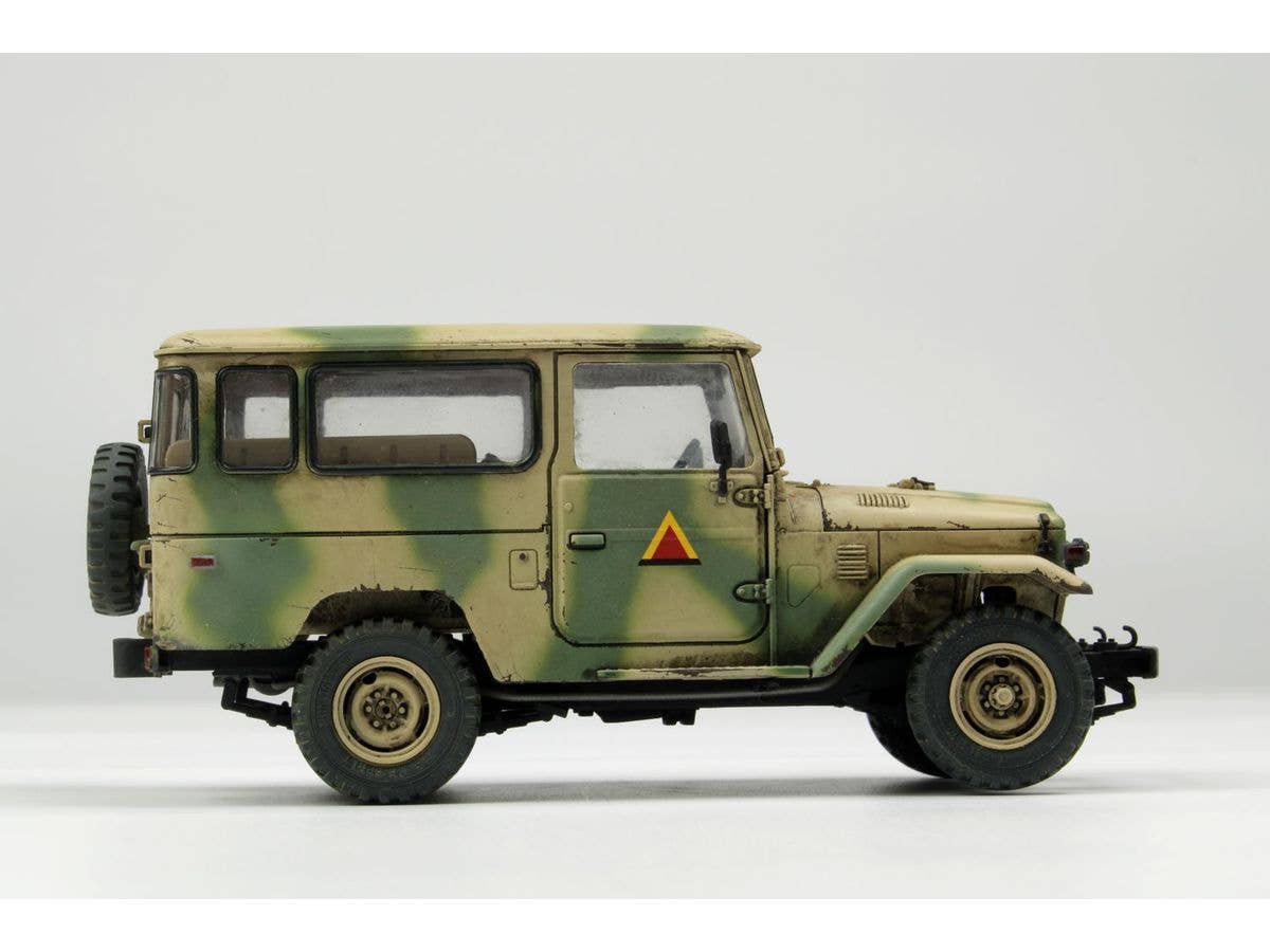 AK Interactive 1/35 FJ43 SUV with Hard Top Plastic Model Kit | 8435568314108
