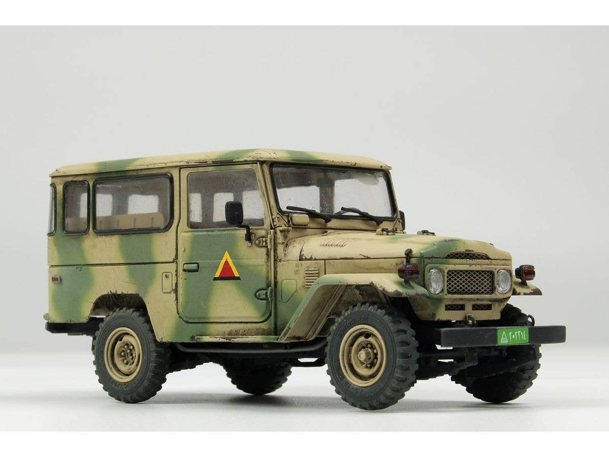 AK Interactive 1/35 FJ43 SUV with Hard Top Plastic Model Kit | 8435568314108