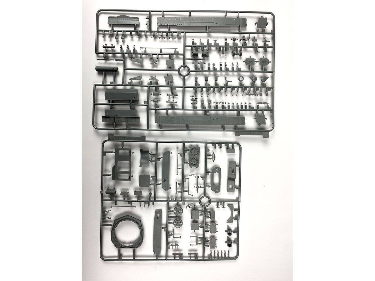 AK Interactive 1/35 PZ.KPFW.IV Ausf.D Deutsche Afrika Korps Plastic Model Kit | 8435568328907