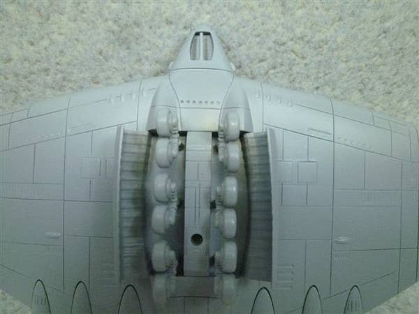 Aoshima 1/700 FUTURE BOY CONAN GIGANT | 4905083004326