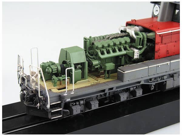 Aoshima 1/45 Diesel locomotive DD51 w/ Photo-etched Parts | 4905083009987