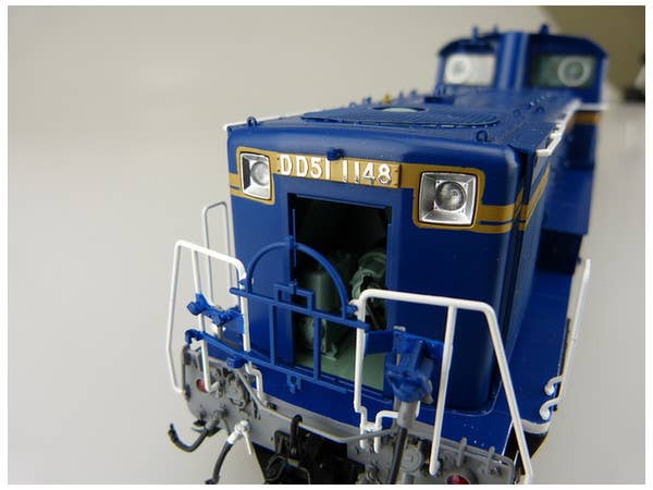 Aoshima 1/45 Diesel locomotive DD51 Limited Express Hokutosei | 4905083010006