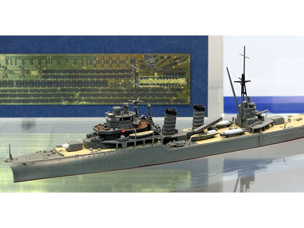 Aoshima 1/700 IJN Light Cruiser KASHII | 4905083045435