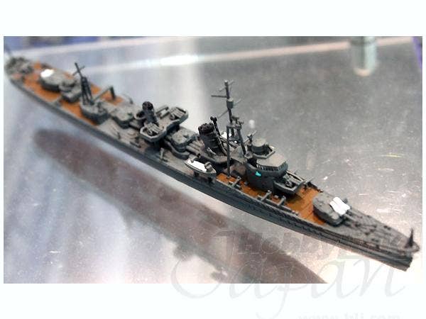 Aoshima 1/700 IJN Destroyer HATSUSHIMO 1945 | 4905083045794