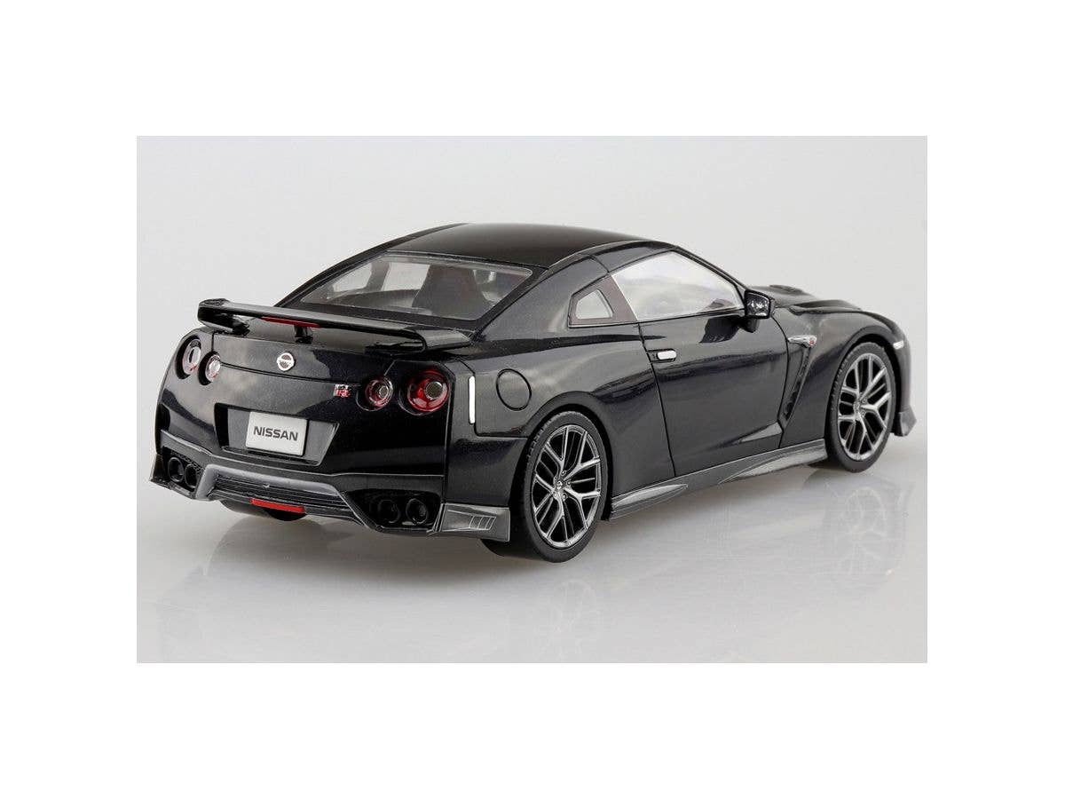 Aoshima 1/32 SNAP KIT #07-C Nissan GT-R (Meteor Flake Black Pearl) | 4905083056400