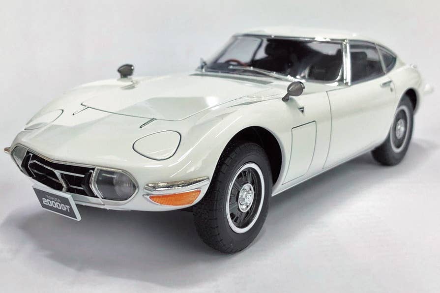 Aoshima 1/24 Toyota MF10 2000GT '69 | 4905083057292