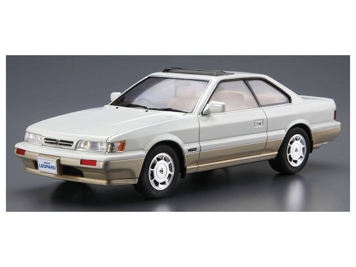 Aoshima 1/24 Nissan UF31 LEOPARD Ultima V30Twincam Turbo '90 | 4905083057391