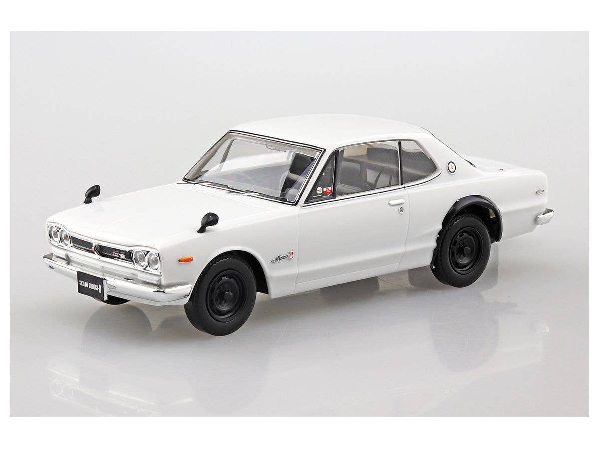 Aoshima 1/32 SNAP KIT #09-B Nissan Skyline 2000GT-R (WHITE) | 4905083058831