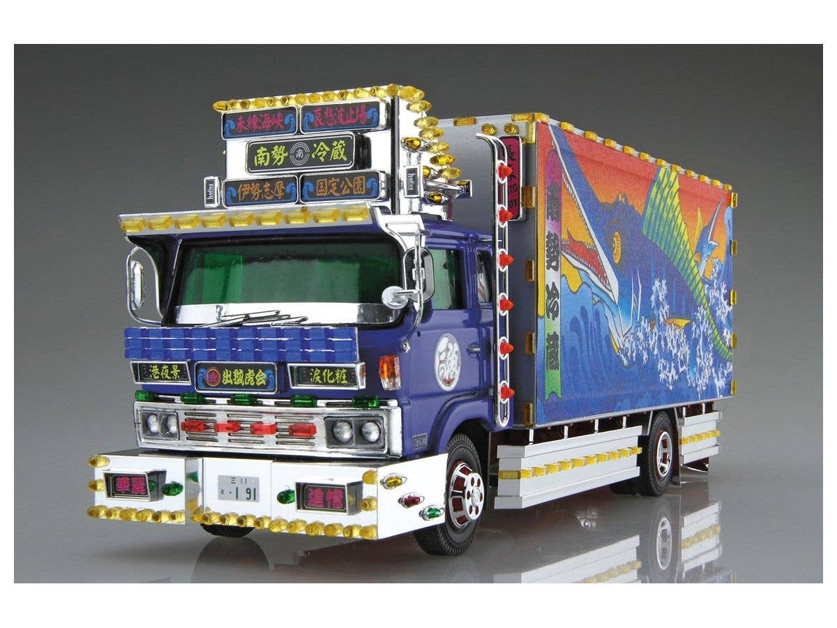 Aoshima 1/32 Nansei Special Liner Truck | 4905083059395
