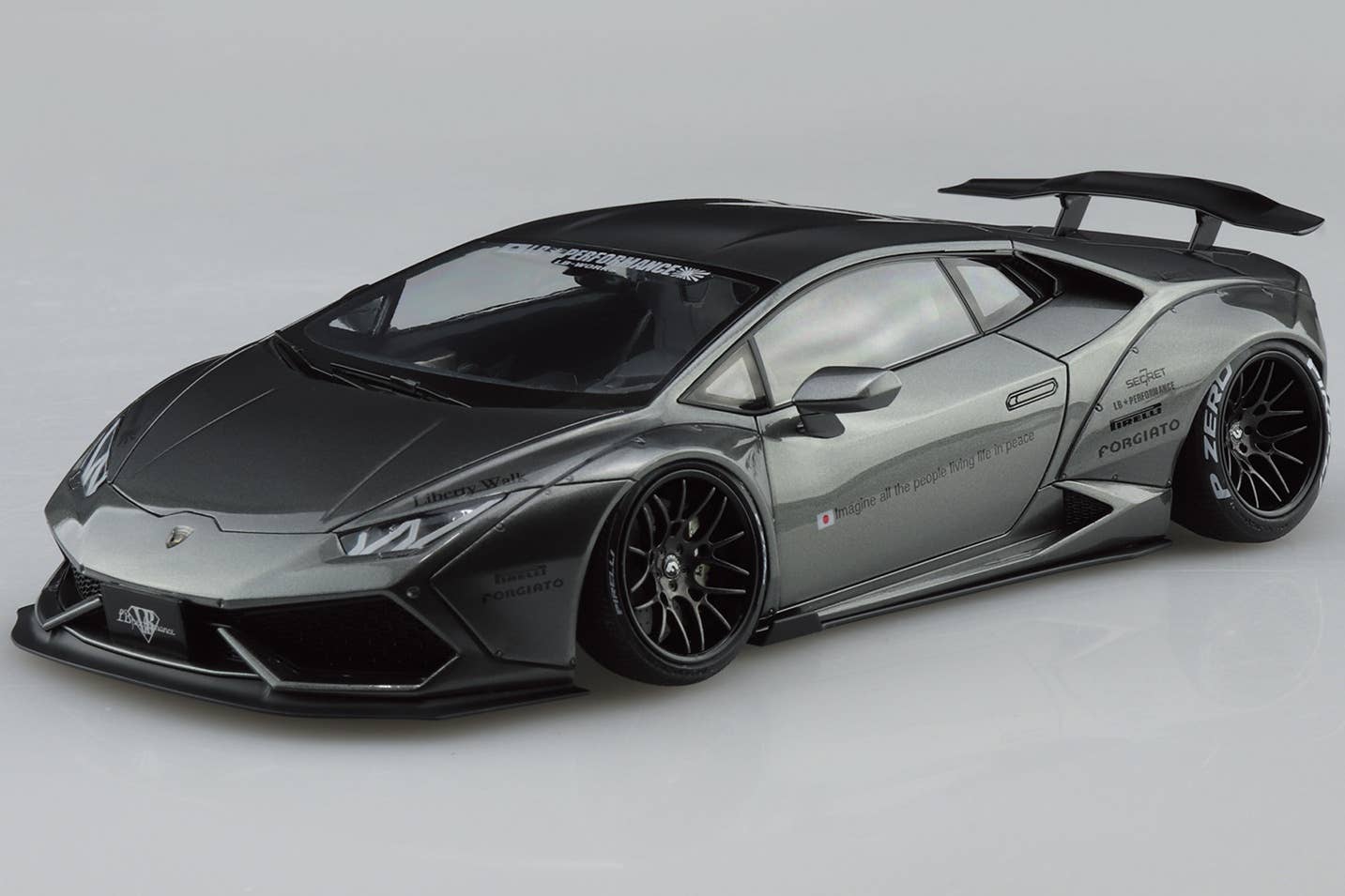 Aoshima 1/24 Liberty Walk LB-Works Lamborghini Huracan Ver.2 | 4905083059906