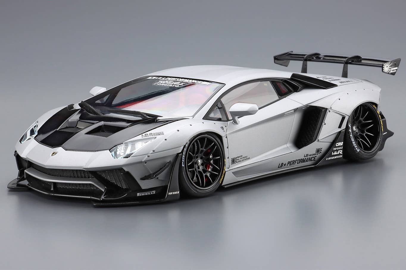 Aoshima 1/24 LB-Works Lamborghini Aventador Limited Edition Ver.1 | 4905083059937