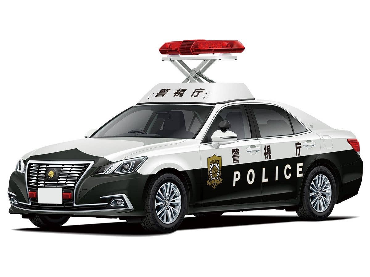 Aoshima 1/24 Toyota GRS210 Crown Patrol Car for Patrol '16 | 4905083059999