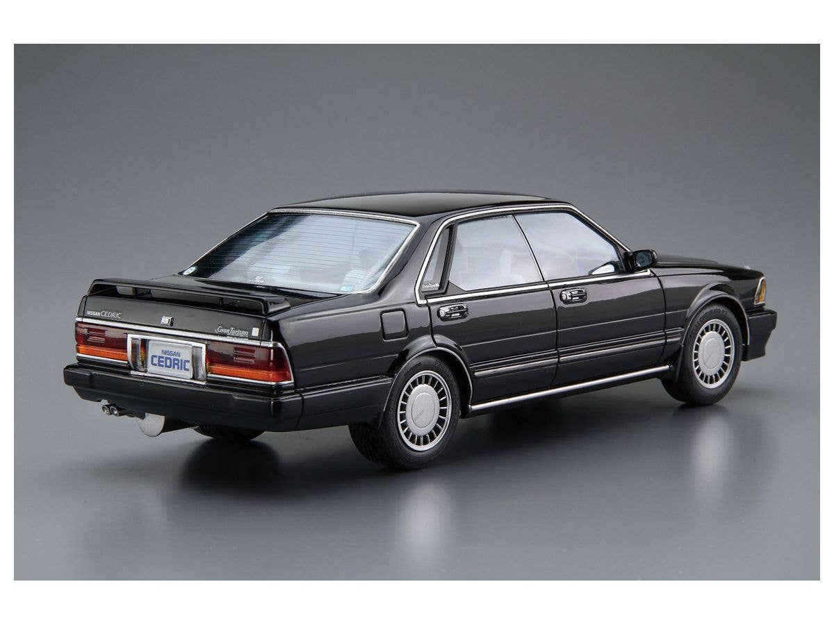 Aoshima 1/24 Nissan Y31 Cedric/Gloria V20 Twincam Turbo Granturismo SV 87 | 4905083061107