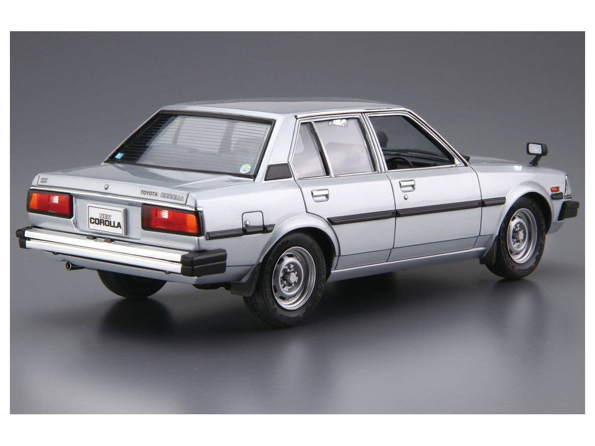 Aoshima 1/24 Toyota E71/70 Corolla Sedan GT/DX '79 | 4905083061299