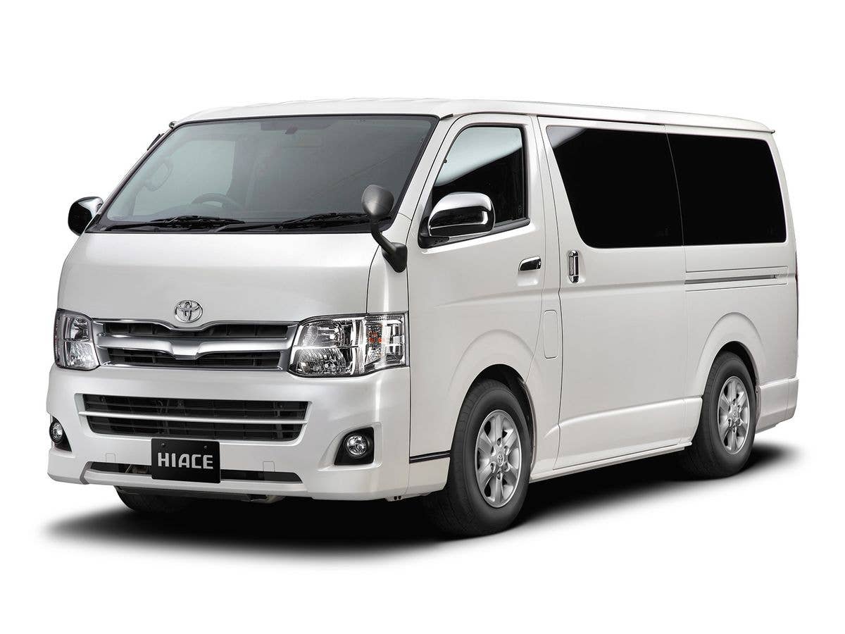 Aoshima 1/24 Toyota TRH200V Hiace Super Gl'10 | 4905083061381