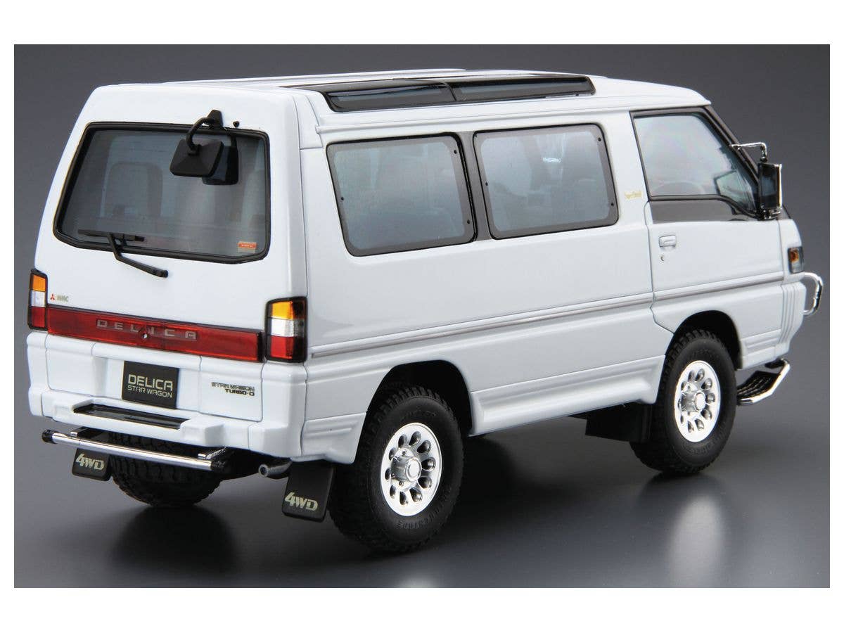 Aoshima 1/24 Mitsubishi P35W Delica Star Wagon '91 | 4905083061398