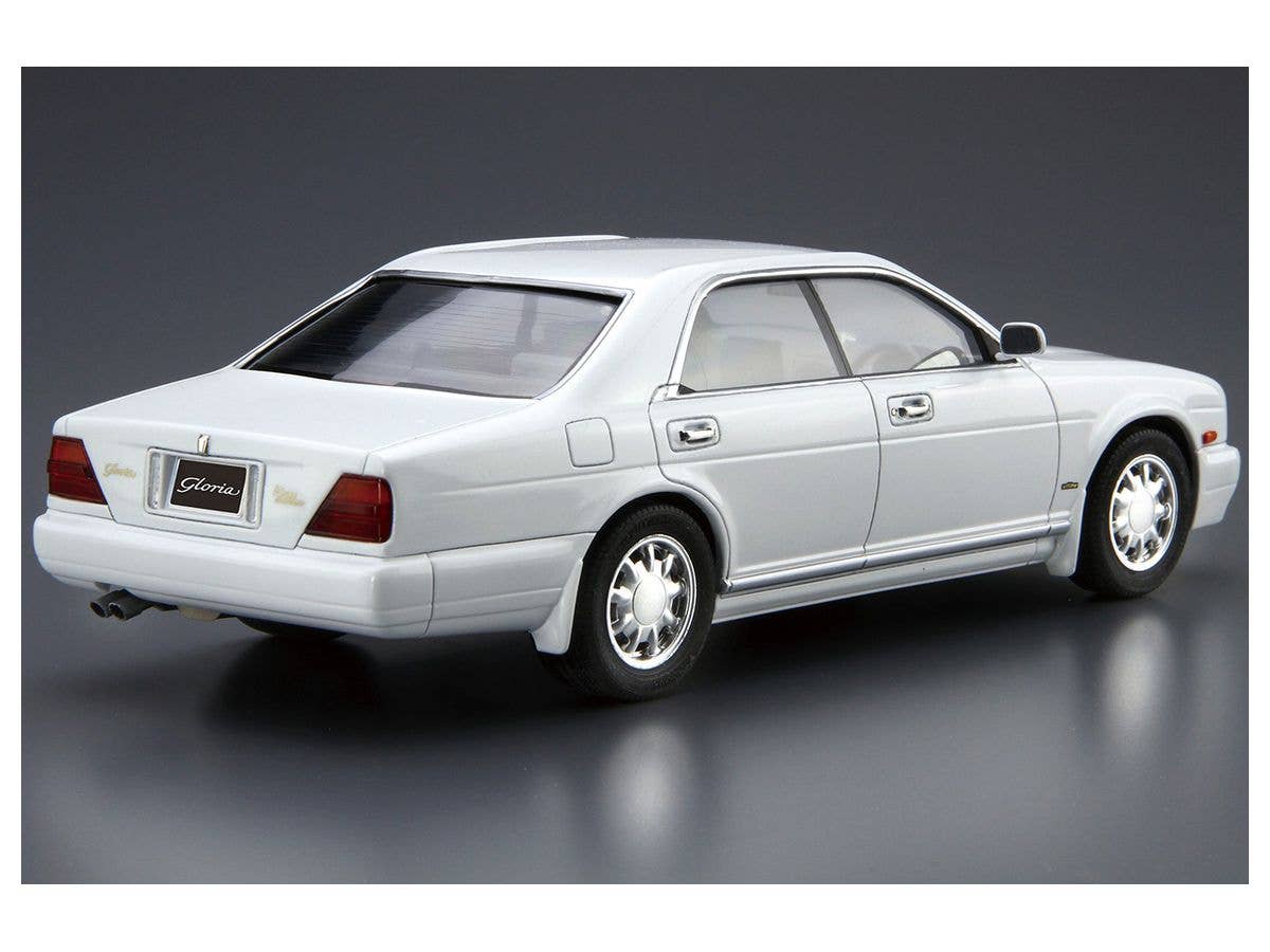 Aoshima 1/24 Nissan Y32 Cedric/Gloria Granturismo Ultima '92 | 4905083061947