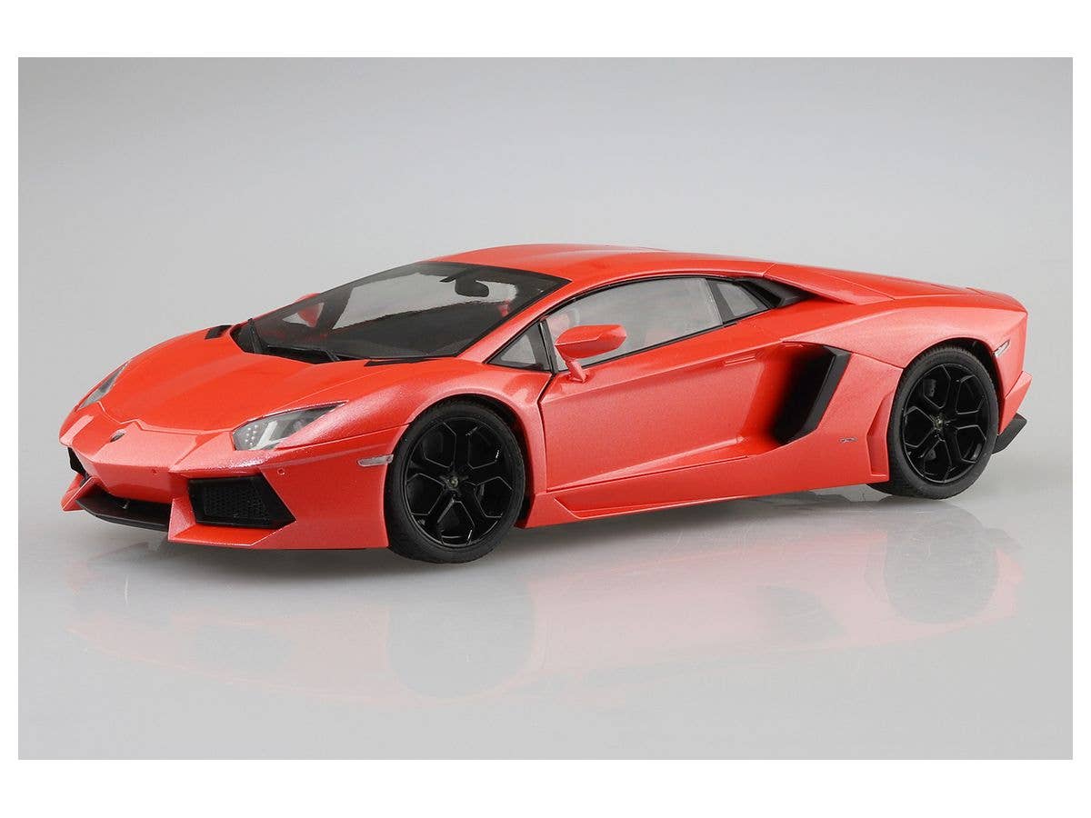 Aoshima 1/24 '11 Lamborghini Aventador Orange Pearl Car | 4905083062012