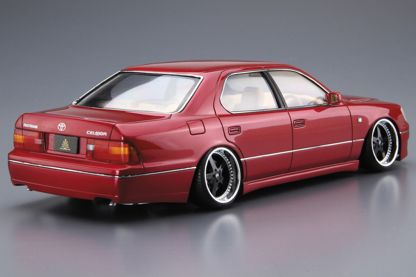 Aoshima 1/24 Auto Couture UCF21 Celsior '97 (Toyota) | 4905083062067