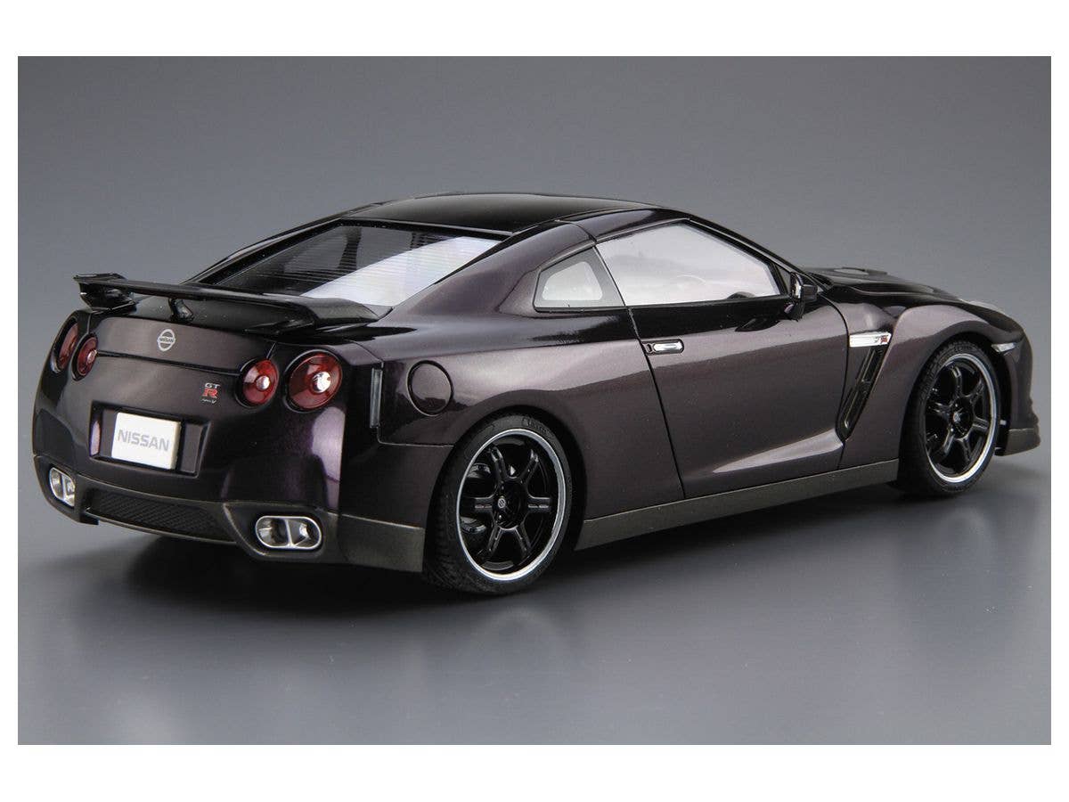Aoshima 1/24 Nissan R35 GT-R Spec-V '09 | 4905083062180