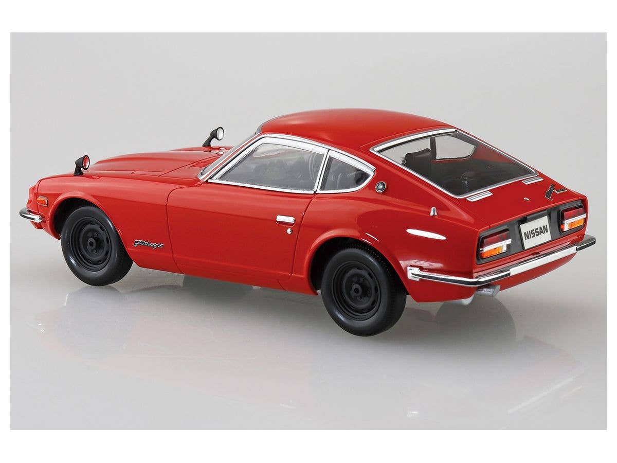 Aoshima 1/32 SNAP KIT #13-B Nissan S30 Fairlady Z (Red) | 4905083062562