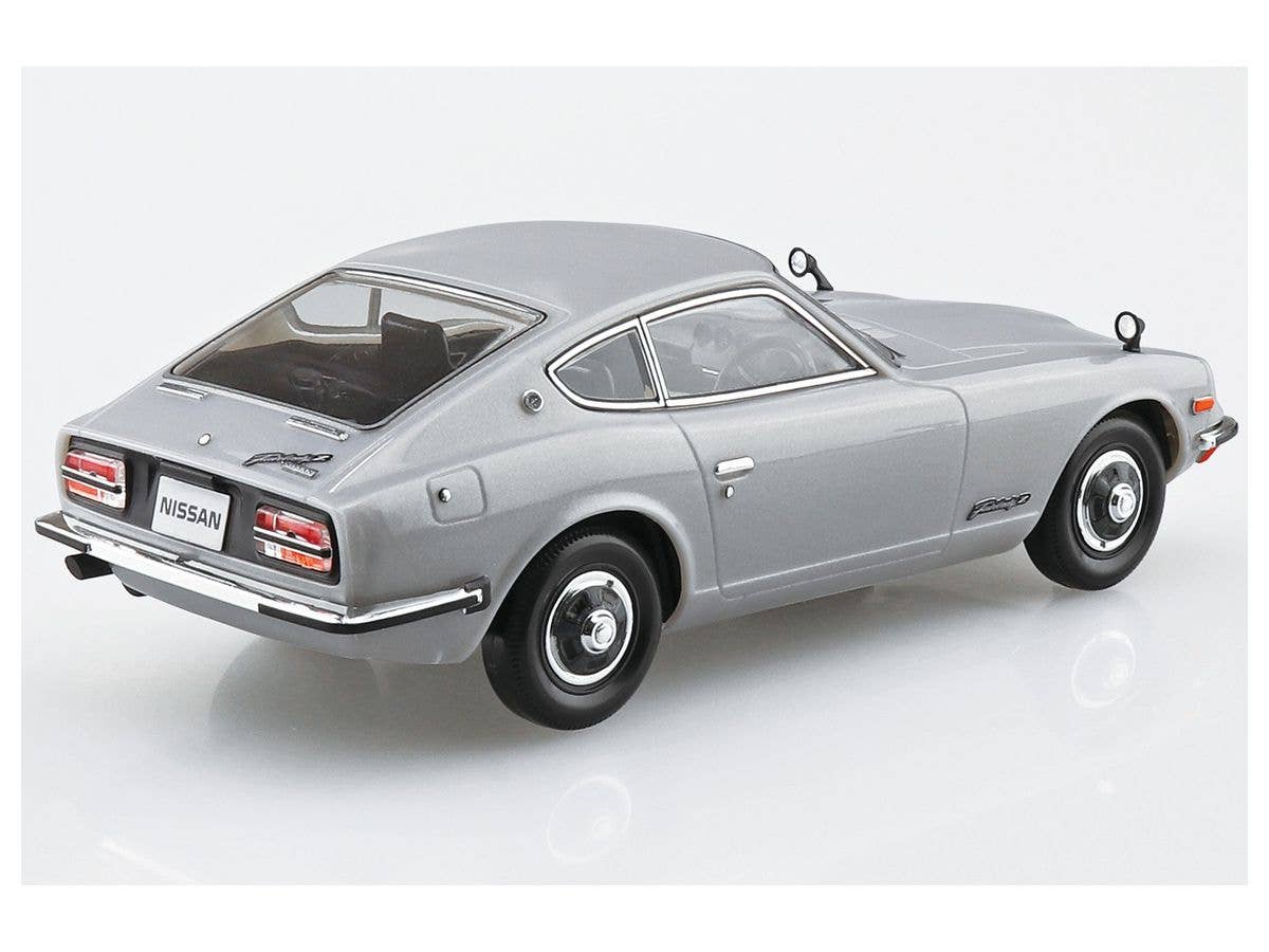 Aoshima 1/32 SNAP KIT #13-D Nissan S30 Fairlady Z (Silver) | 4905083062586