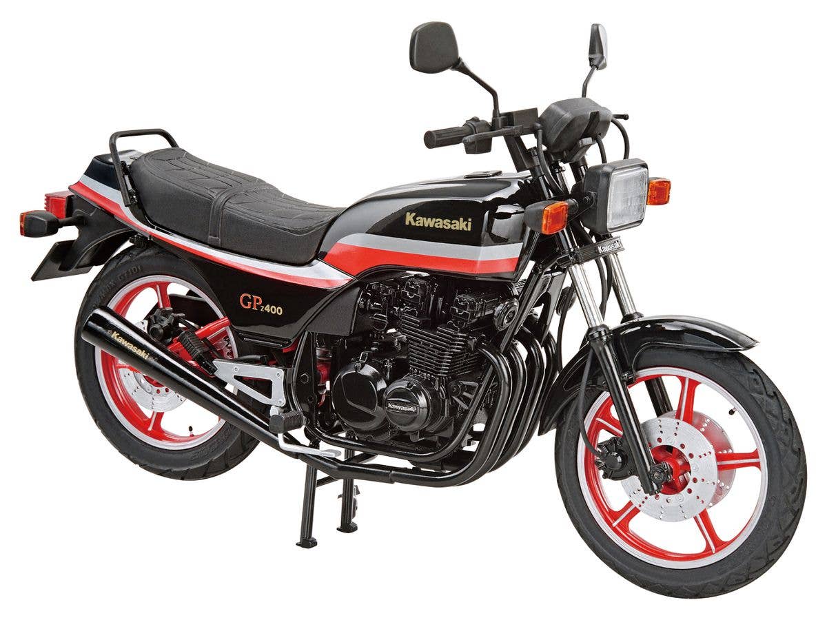 Aoshima 1/12 Kawasaki KZ400M Z400GP '82 with Custom Parts | 4905083062678
