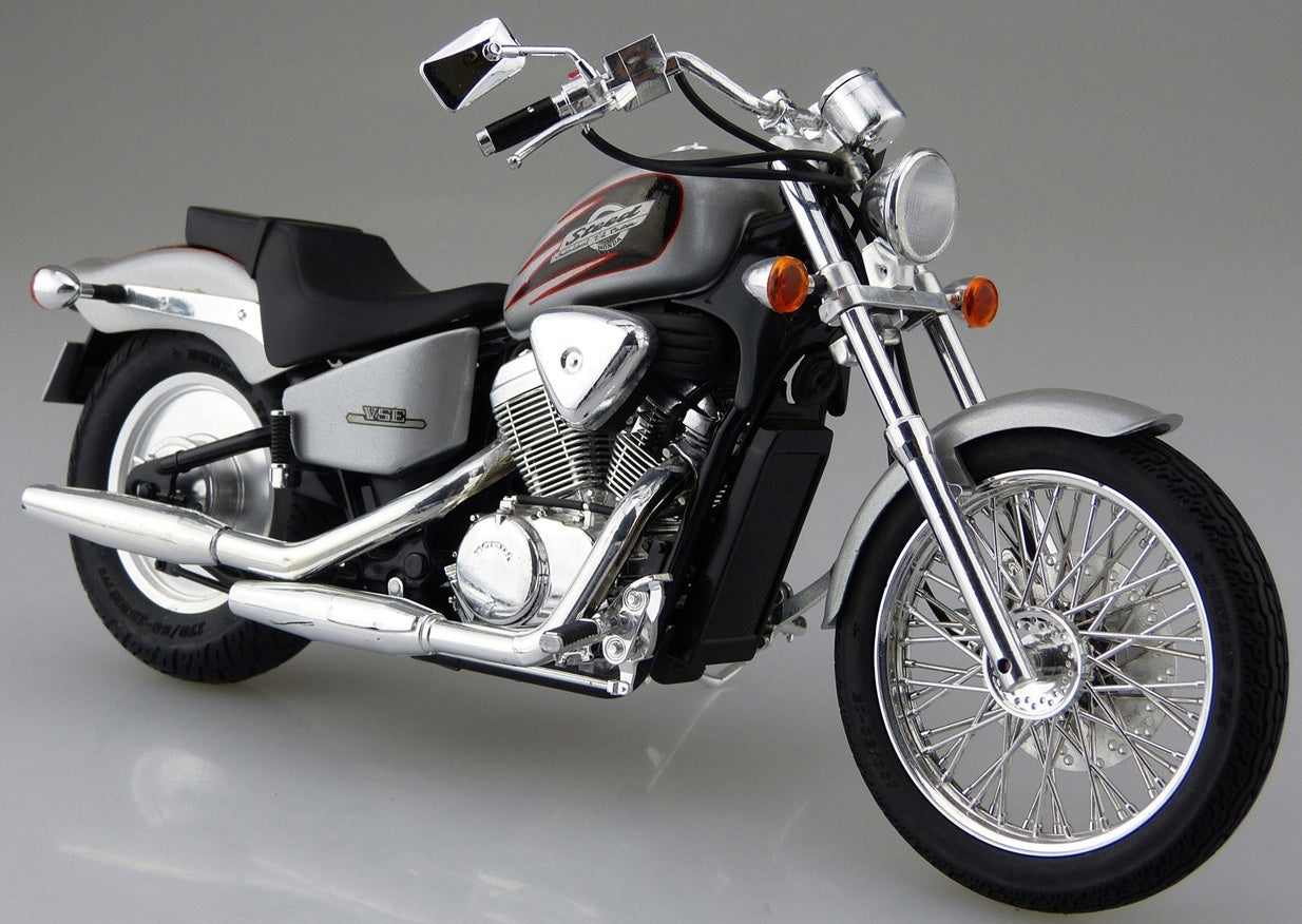 Aoshima 1/12 Honda NC26 Steed VSE '96 with Custom Parts