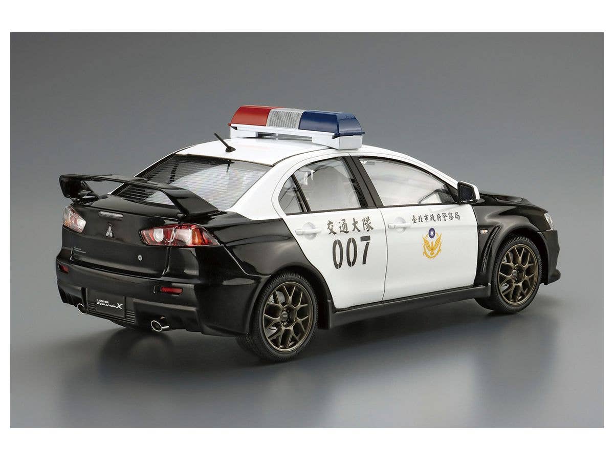 Aoshima 1/24 Mitsubishi CZ4A Lancer Evolution X Patrolcar '07 Taipei City Police Department | 4905083062821