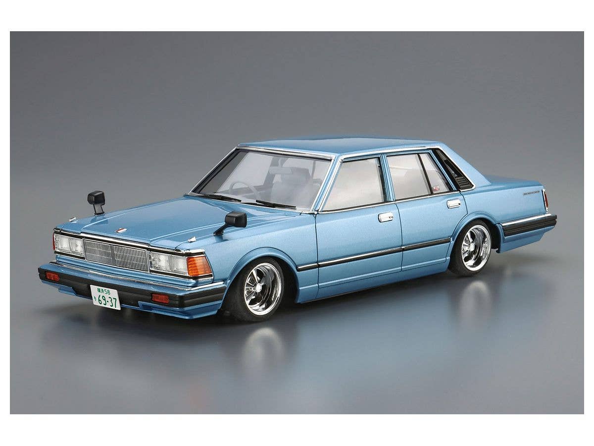Aoshima 1/24 Nissan 430 Cedric Sedan | 4905083063088