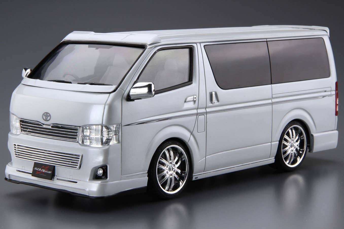 Aoshima 1/24 Silk Blaze TRH200V Hiace VerIII '10Toyota | 4905083063354